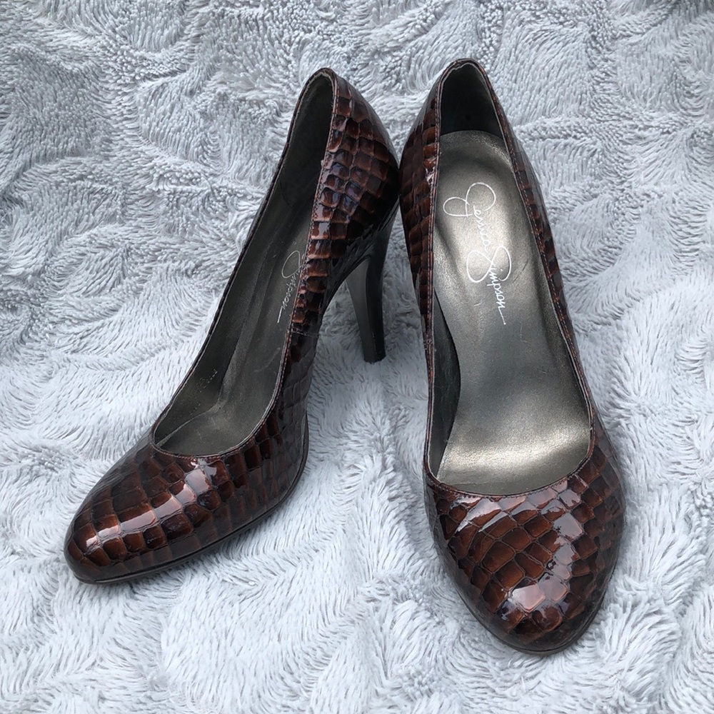 Brown crocodile skin heels